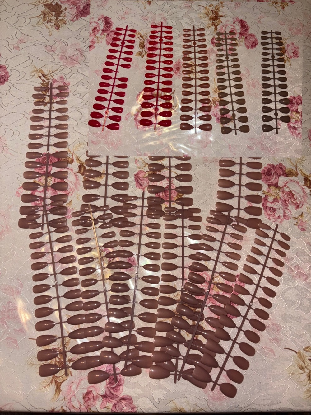 Assorted Press-On Nails Set in Mauve & Pink